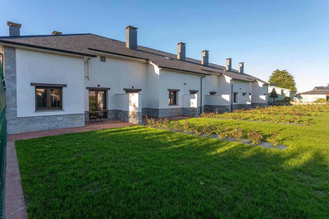 Hacienda El Esteiro - Villas Vacacionales Tapia De Casariego Buitenkant foto