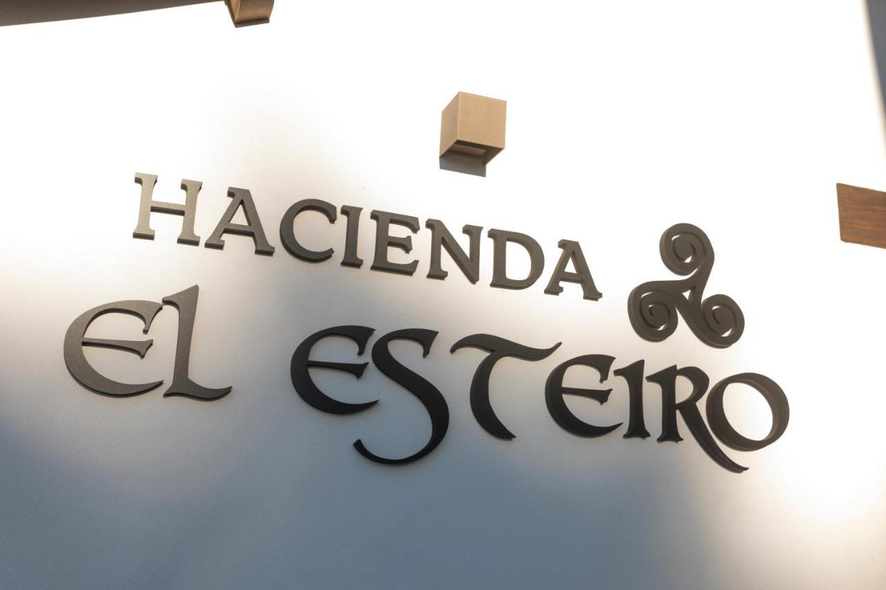 Hacienda El Esteiro - Villas Vacacionales Tapia De Casariego Buitenkant foto